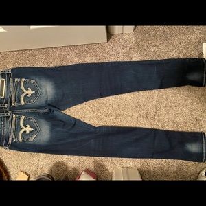 Rock Revival Women’s Skinny Jeans